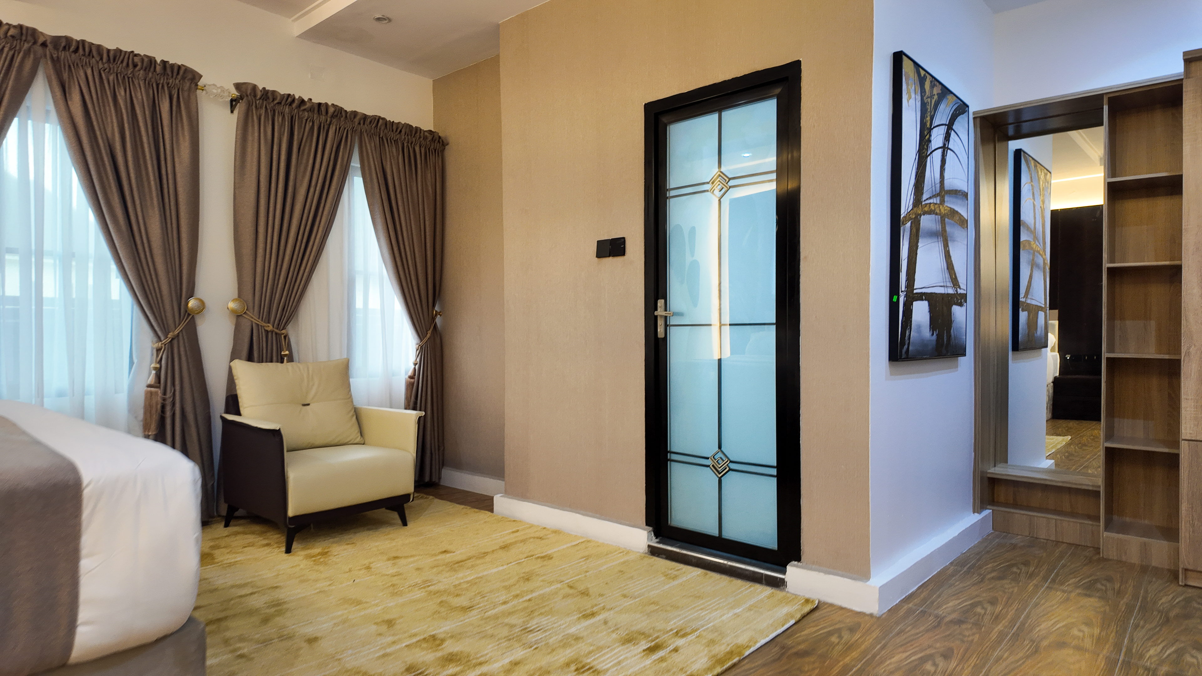 Luxury Recovery Suite